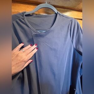 Manufacturer unknown, grey soft material, large, great for fall, winter, layers